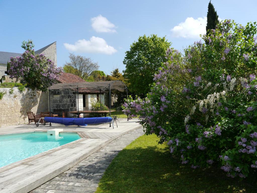 Logis Auberge De Crissay Zewnętrze zdjęcie